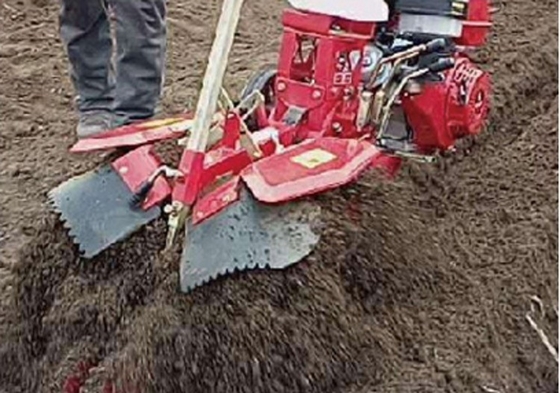 Agricultura ventilada 4.05KW Tiller rotativo de gasolina con funcionalidad de estructura del chasis
