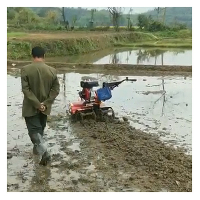Durable 170F motor de gasolina con tracción en las cuatro ruedas cultivador de granja para campos de arroz y tierra seca 65 KG